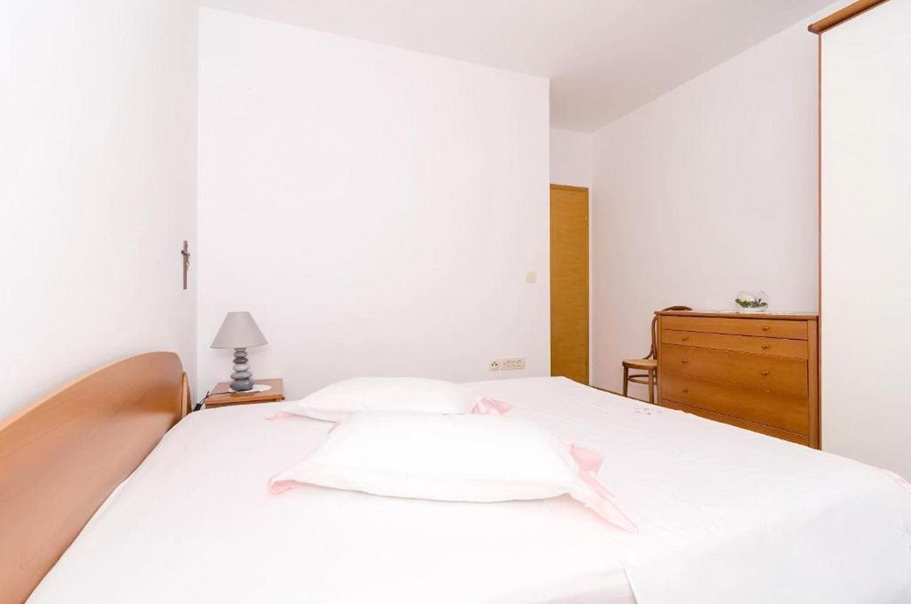 Apartments Villa Bella Vista Gornji Dingac Екстер'єр фото
