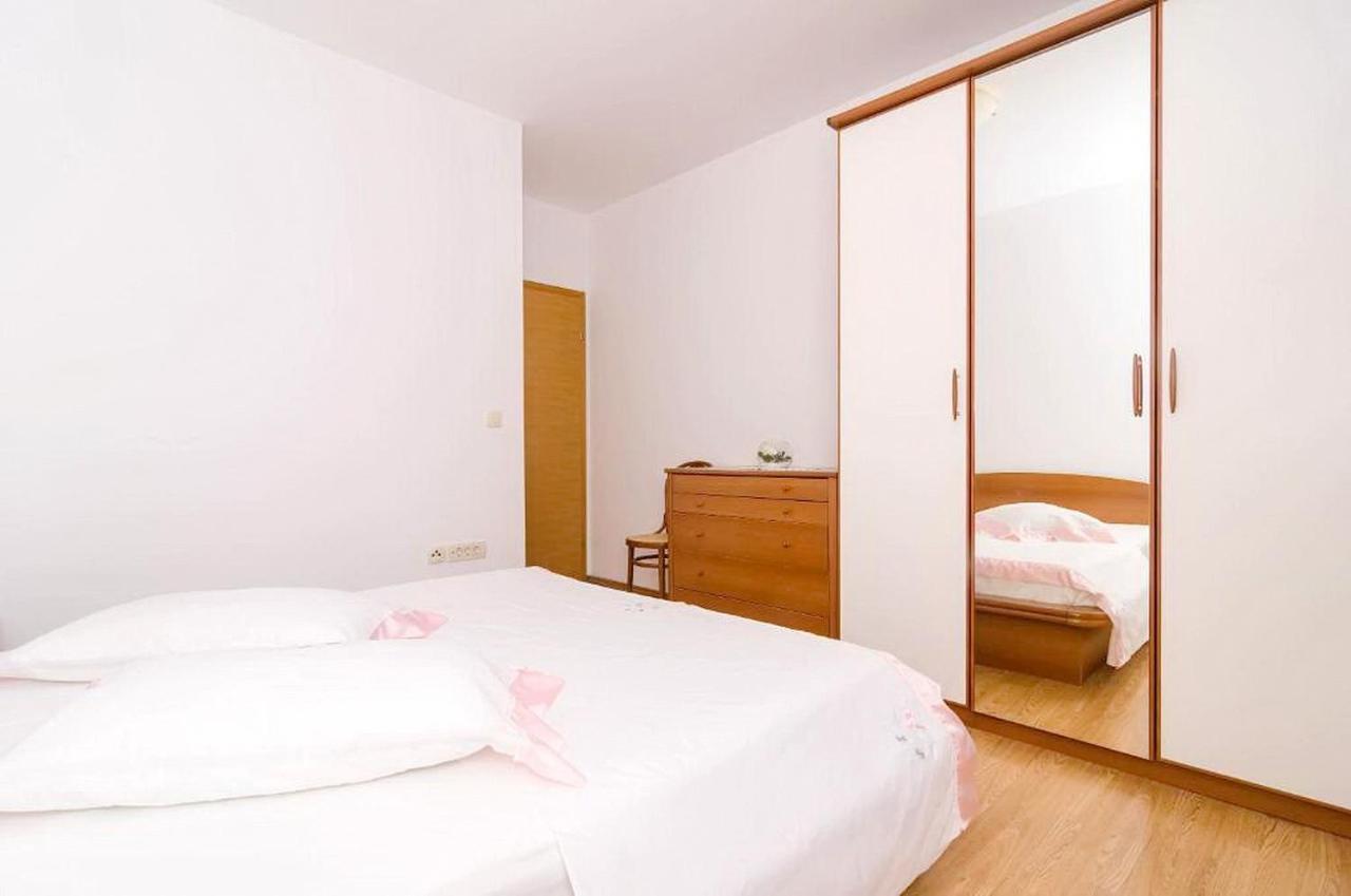 Apartments Villa Bella Vista Gornji Dingac Екстер'єр фото